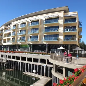 Lights Landing Aparthotel Adelaide